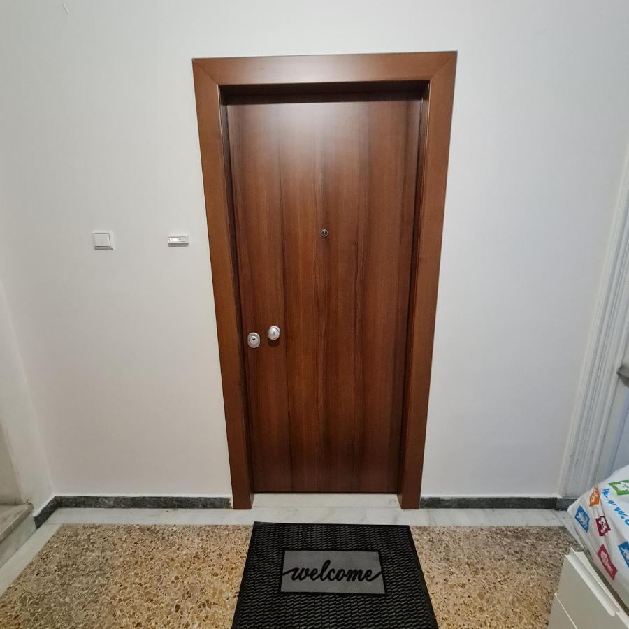 Full Apartment Near Kato Patissia เอเธนส์ ภายนอก รูปภาพ